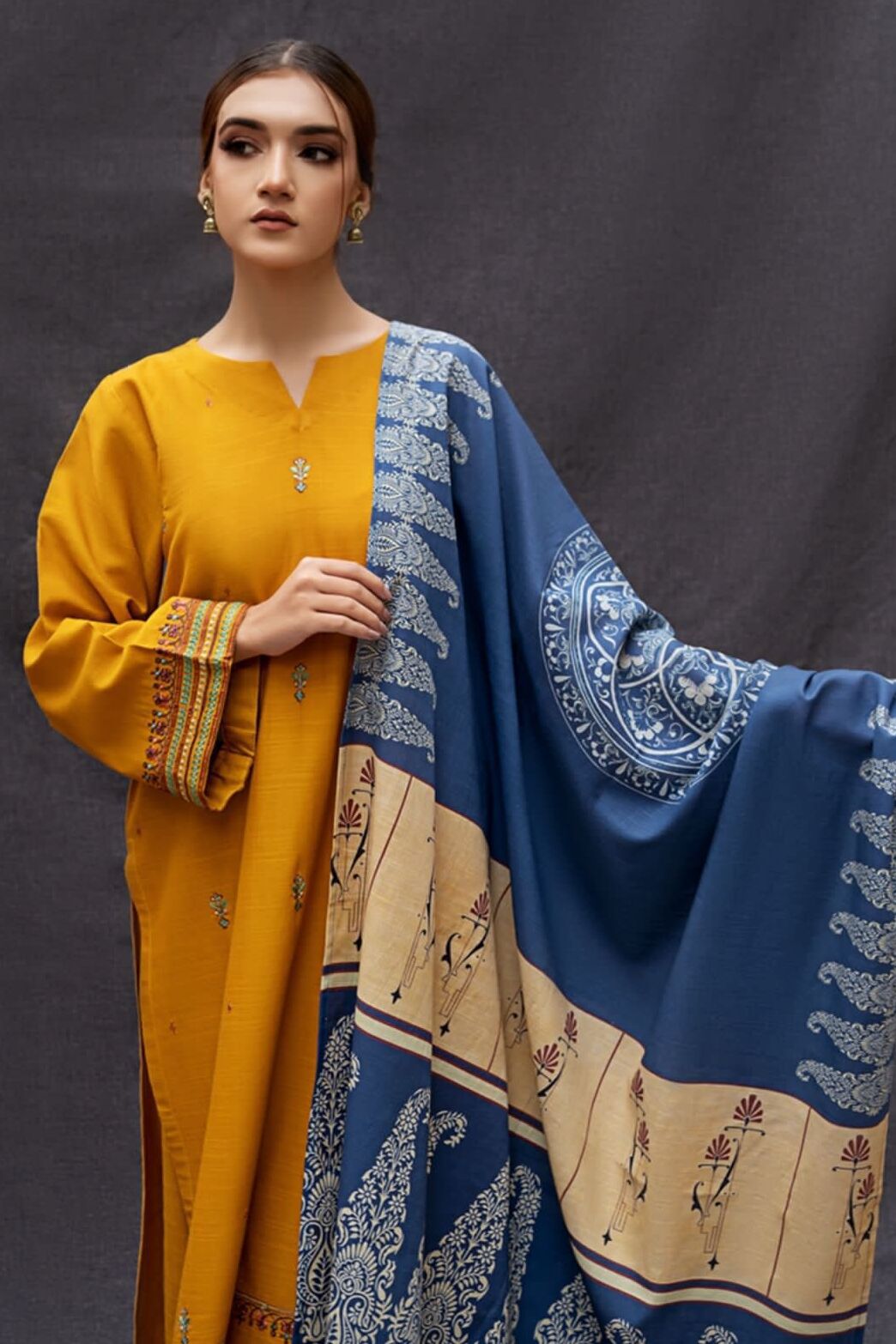 URGE Unstiched 3 Pcs - UG17